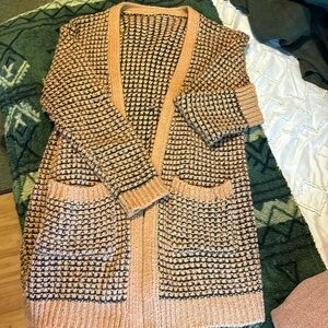 ❤️HOST PICK❤️Black and Gold Sweater.